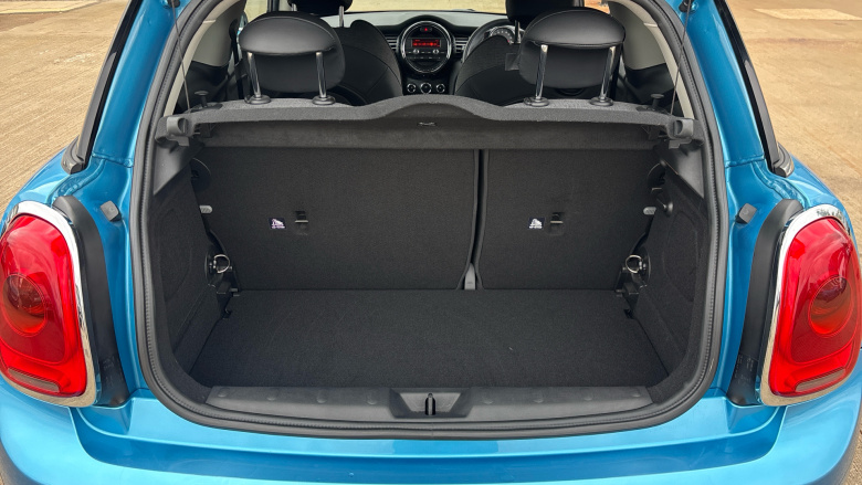 MINI Hatchback 1.5 Cooper 3dr Petrol Hatchback